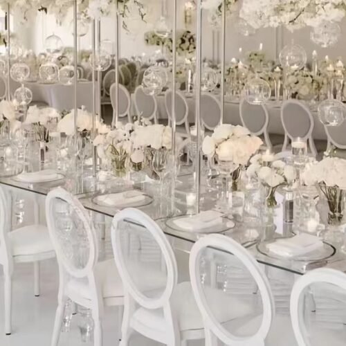 crystal-clear-acrylic-dining-table-and-ghost-chairs (2) crystal-clear-acrylic-dining-table-and-ghost-chairs (2)
