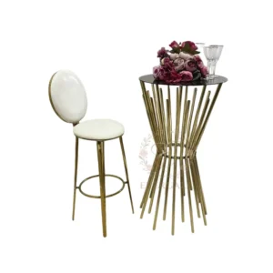 Unique bar stool combining a luxurious gold woven frame with a plush white cushion. Perfect for bohemian weddings, garden events and tropical-themed parties.
