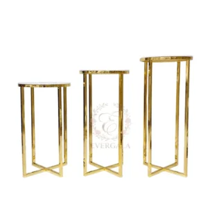 Minimalist rectangle gold metal floral stand and centerpiece riser for wedding ceremony aisle decor